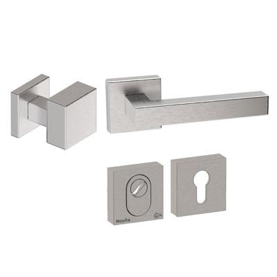 Hardbrass Voordeurset Quadro exc. 3-delig vierkant SKG3 met kerntrekbeveiliging - RVS Hardbrass Voordeurset Quadro exc. 3-delig vierkant SKG3 met kerntrekbeveiliging - RVS