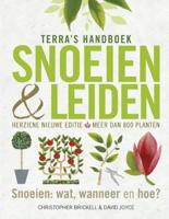 Terra&apos;s handboek snoeien & leiden - thumbnail