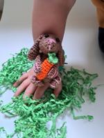 Haakpatroon byClaire Klaparmband konijntje Knabbel - thumbnail