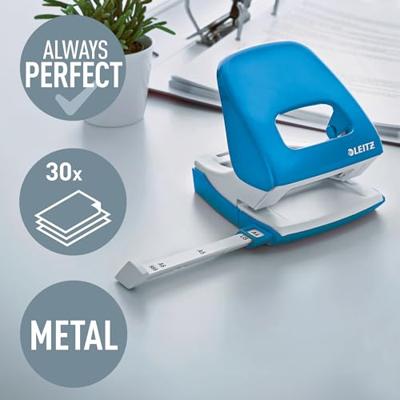 Leitz WOW perforator, 30 blad, blauw, op blister