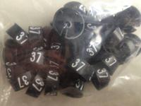 MB zwart/wit 37 voor op kledinghanger - thumbnail