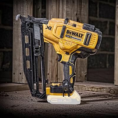 DeWalt DCN660P2 18V Afwerktacker 16Ga 2x5.0Ah in koffer - DCN660P2-QW