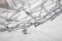 Design fruitschaal STRUCTUUR 45cm zilver gepoedercoat metaal - 19008 - thumbnail