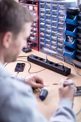 Brennenstuhl Bremounta stekkerdoos met USB 5-voudig zwart 3m H05VV-F 3G1,5 met schakelaar - 1150660315