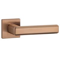 Aprile Massieve Deurkruk Raflesia Mat koper PVD Op Vierkant Rozet - thumbnail