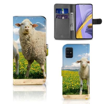 Samsung Galaxy A51 | Telefoonhoesje | Met pasjeshouder | Schaap en Lammetje Samsung Galaxy A51 | Telefoonhoesje | Met pasjeshouder | Schaap en Lammetje