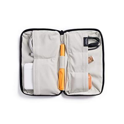 Moment Tech Organizer - black