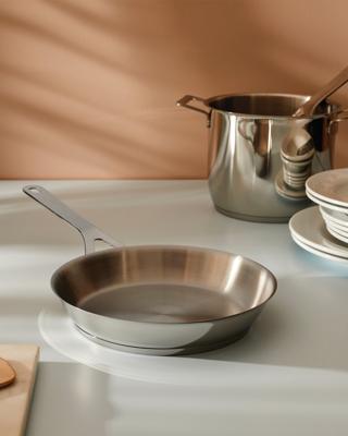 A DI ALESSI - Pots&Pans - Koekenpan Z/D 24cm 1,70l