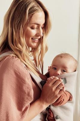 BABYBJÖRN Mini draagzak beige