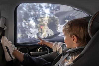 Rammelaar - Sophie de Giraffe - Zachte maracas - Rammelende kralen - Zachte stof - Handvat met kralen