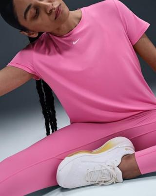 Nike One Classic Sportshirt Dames L/40 Nike One Classic Sportshirt Dames L/40