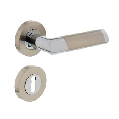 Intersteel Deurkruk Nicol op rozet met sleutelrozetten - chroom/nikkel mat Intersteel Deurkruk Nicol op rozet met sleutelrozetten - chroom/nikkel mat