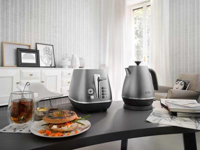 Waterkoker DeLonghi KBI2001.S 2000 W 1,7 L Zilverkleurig Chroom Metaal - thumbnail