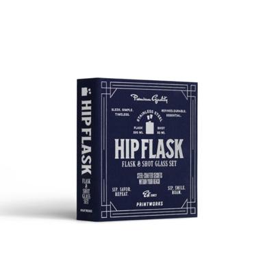 Essentials Boek Met Heupflacon En Shotglaasjes Essentials Boek Met Heupflacon En Shotglaasjes