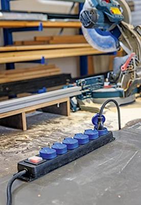 Schwabe Stekkerdoos 6 x randaarde met schakelaarI 1,5m neopreenkabel