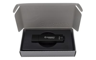 IronKey D300S 64GB - USB-flashstation - gecodeerd - 64 GB - USB 3.1 Gen 1 - FIPS 140-2 Level 3 IronKey D300S 64GB - USB-flashstation - gecodeerd - 64 GB - USB 3.1 Gen 1 - FIPS 140-2 Level 3