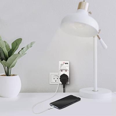 LogiLink PA0276 Contactdoos Met USB-laaduitgang, Aanraakbeveiliging, Overspanningsbeveiliging IP20 Wit - thumbnail