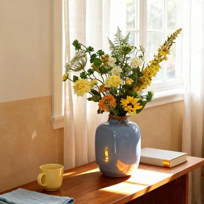 Handgebonden kunstboeket Vivianne Florence - Geel/Groen