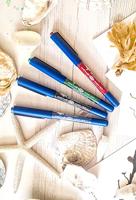 Boligrafo de tinta líquida Uni-Ball Eye Ocean Care 0,7 mm Rood (12 Stuks) - thumbnail