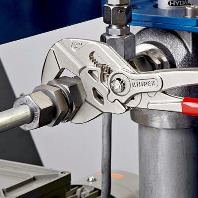 Knipex sleuteltang | lengte 250 mm zwart gefosfateerd | spanwijdte 52 mm meercomponenten mantels | 1 stuk - 86 02 250 - 86 02 250 Knipex sleuteltang | lengte 250 mm zwart gefosfateerd | spanwijdte 52 mm meercomponenten mantels | 1 stuk - 86 02 250 - 86 02 250
