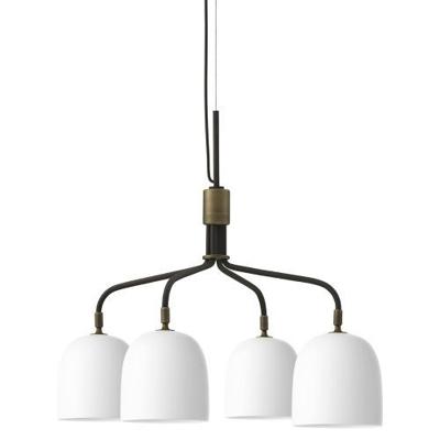 Gubi Howard Kroonluchter - 4 Arm Short - Wit Gubi Howard Kroonluchter - 4 Arm Short - Wit