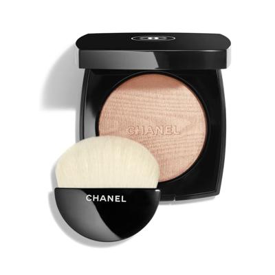 Chanel Poudre Lumiere Highlighting Powder 8.50 g 020 Gold Highlighter 8.5 g Dames Chanel Poudre Lumiere Highlighting Powder 8.50 g 020 Gold Highlighter 8.5 g Dames