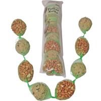 Mixketting met mezenbollen en pindanetten - thumbnail