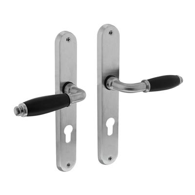 Deurkruk Courgette met ovaal schild 238x39x9mm profielcilindergat 72mm mat chroom Deurkruk Courgette met ovaal schild 238x39x9mm profielcilindergat 72mm mat chroom