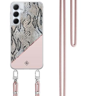 Samsung Galaxy A55 hoesje met rosegoud koord - Snake print Samsung Galaxy A55 hoesje met rosegoud koord - Snake print
