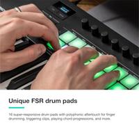 Novation Launchkey 37 MK4 USB/MIDI keyboard - thumbnail