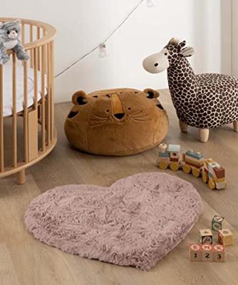 Tapeso Kindervloerkleed hartje - Fluffy roze - 70x80 cm