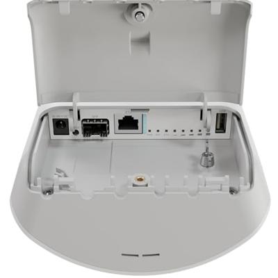 Mikrotik mANTBox ax 15s Wit Power over Ethernet (PoE)