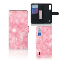Xiaomi Mi 9 Lite Hoesje Spring Flowers - thumbnail