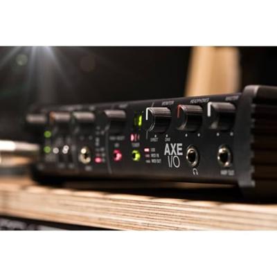IK Multimedia Axe I/O met Amplitube 5 MAX bundel