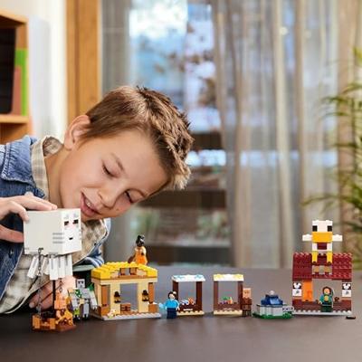 LEGO minecraft 21273 de ghast-ballon aanval op het dorp