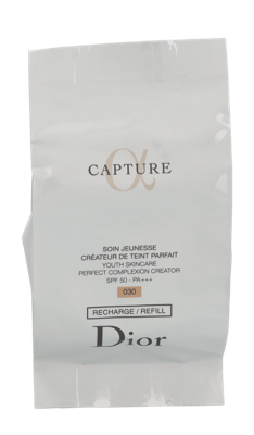 Christian Dior - Dior Capture Dreamskin Moist & Perfect Cushion SPF50 - Refil 15 g Foundation Christian Dior - Dior Capture Dreamskin Moist & Perfect Cushion SPF50 - Refil 15 g Foundation