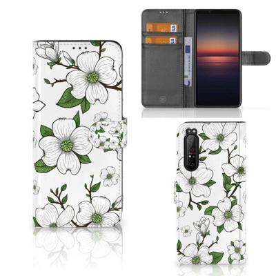 Sony Xperia 1 II Hoesje Dogwood Flowers Sony Xperia 1 II Hoesje Dogwood Flowers