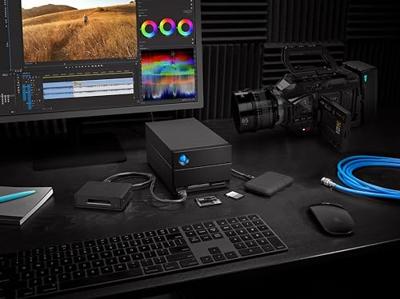 LaCie 28TB 2big Dock-V2 Thunderbolt 3 USB 3.2 Gen 2