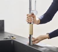 Hansgrohe Talis M54 ééngreeps keukenmengkraan 210 met uittrekbare vuistdouche en sBox, 2 straalsoorten, chroom - thumbnail