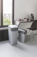 Curver flip bin 45 liter zilver/antraciet - thumbnail