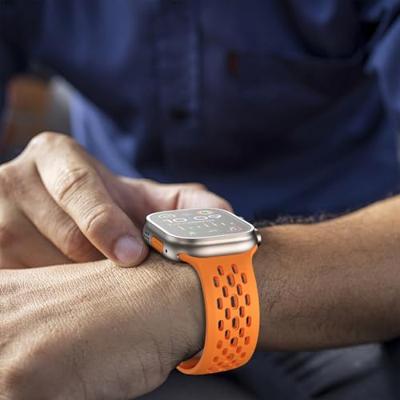 By Qubix - Ultimate Sport Edition bandje - Oranje - Compatible met Apple Watch 44mm / 45mm / 46mm / 49mm - Compatible Apple watch bandjes