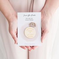 Houten Save the date magneet ring chique - thumbnail