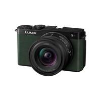 Panasonic Lumix S9 Dark Olive + S 18-40mm f/4.5-6.3 - thumbnail