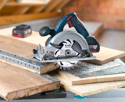 kwb 587938 Hardmetaal-cirkelzaagblad 215 x 30 x 1.4 mm Aantal tanden: 30 1 stuk(s) kwb 587938 Hardmetaal-cirkelzaagblad 215 x 30 x 1.4 mm Aantal tanden: 30 1 stuk(s)