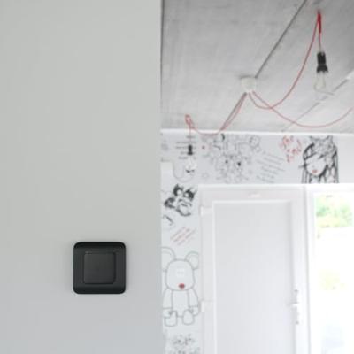 DiO Draadloze wand schakelaar enkel zwart - 6960116