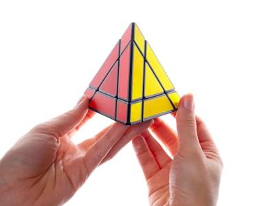 Recent Toys Pyraminx edge breinbreker puzzel Recent Toys Pyraminx edge breinbreker puzzel