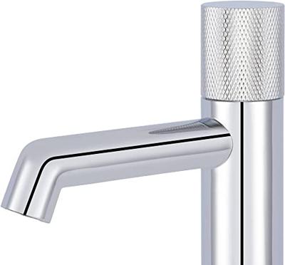 Ben Engraved Cross fonteinkraan chroom