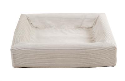 Bia bed rib hoes hondenmand zand