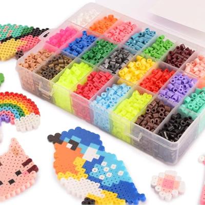 Vaessen Creative • strijkkralen assorti 5000st.