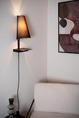 Lucide GREGORY - Bedlamp / Wandlamp - 1xE27 - Met USB oplaadpunt - Zwart